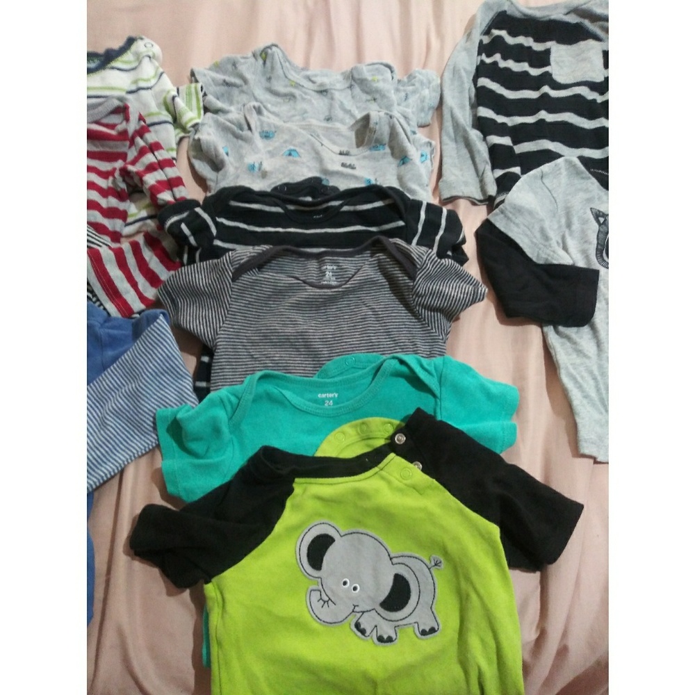 Bundle of baby boy clothes size 18-24m